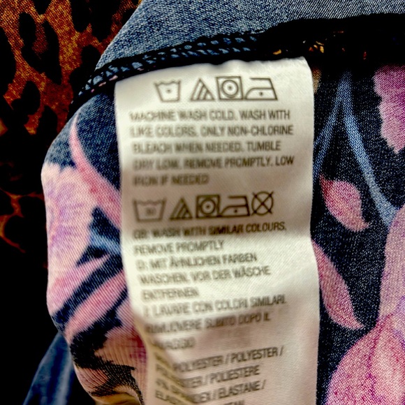 Women’s blouse 2X - Picture 6 of 6